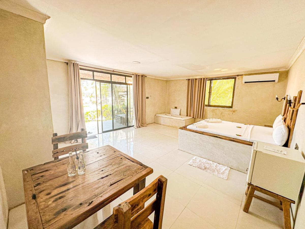 Jambo Beach Hotel Paje Værelse billede